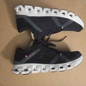 On Running Sneakers Women Size 8 Cloud X AD